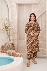 Elegant Charm Women’s Long Kurti – Casual & Party Wear Style